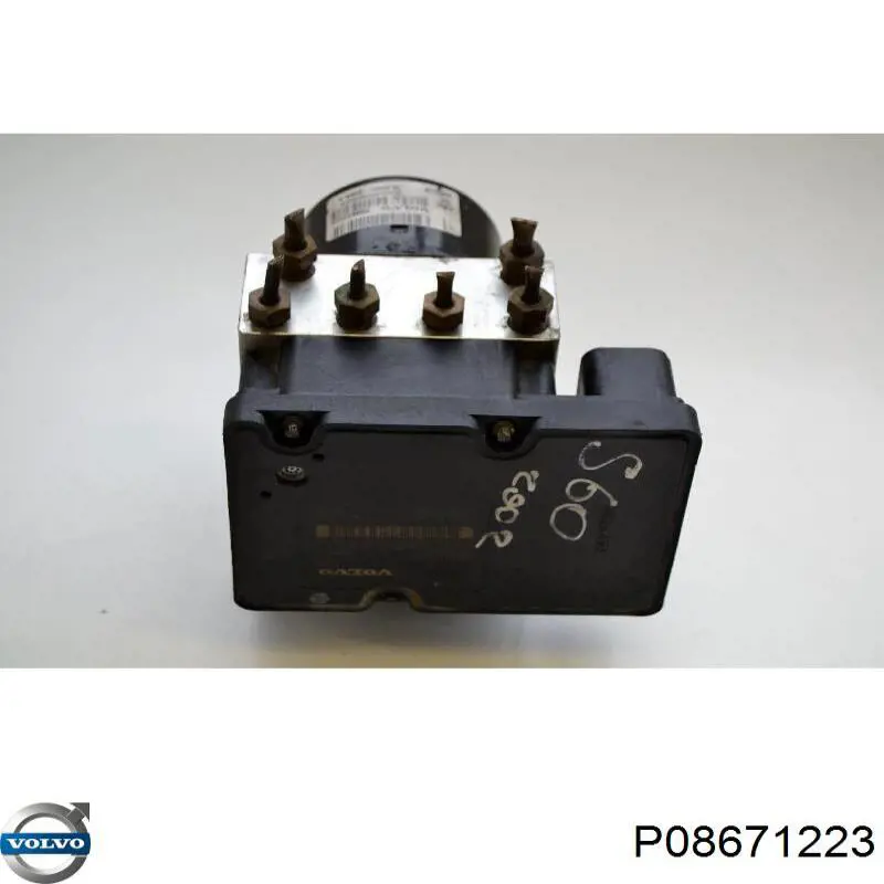 P08671223 Volvo 