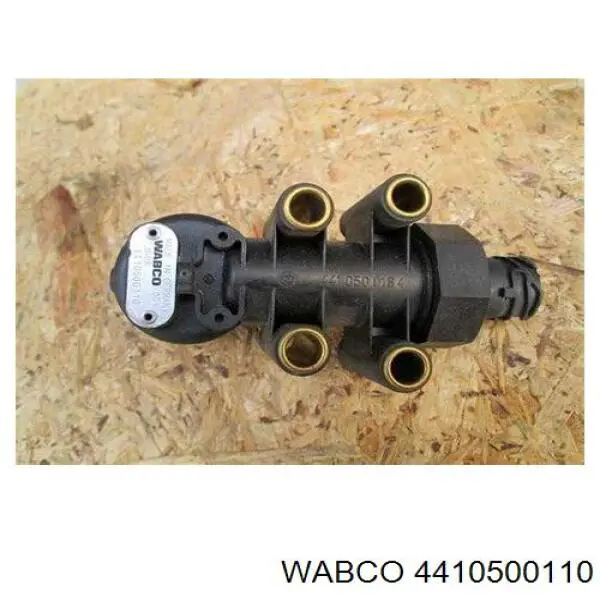 Купити 4410500110 Wabco Датчик рівня положення кузова, задній