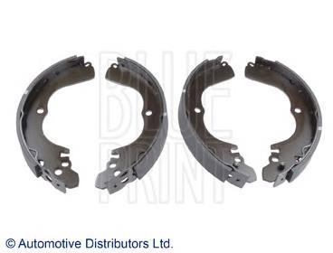 Колодки гальмові задні, барабанні ADC44136 Blue Print