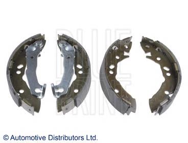 Колодки гальмові задні, барабанні ADG04113 Blue Print