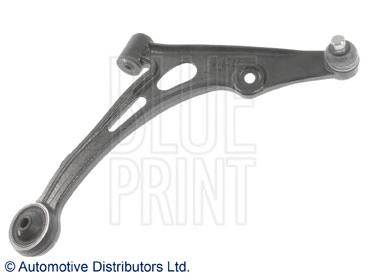 Важіль передньої підвіски нижній, правий ADK88616 Blue Print
