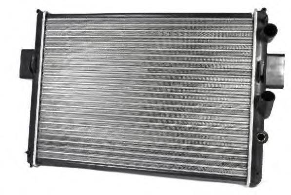 D7E003TT Thermotec Радіатор охолодження двигуна
