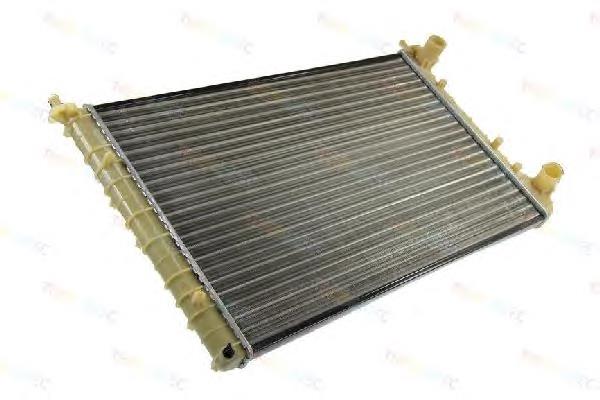 Купити D7F020TT Thermotec Радіатор двигуна