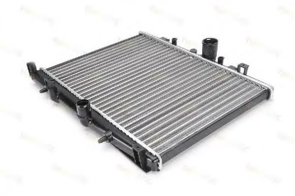 D7P045TT Thermotec Радіатор охолодження двигуна