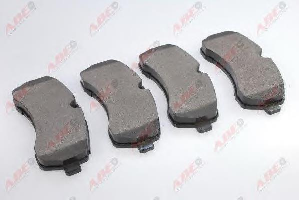 C1M047ABE ABE Передні гальмівні колодки