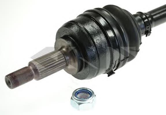Піввісь права 8201353438 Renault (RVI)