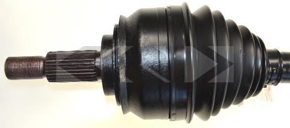 Купити 8200500683 Renault (RVI) Піввісь права