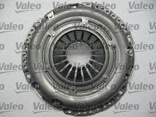 Купити 826743 VALEO Комплект зчеплення (диск, корзина, підшипник)