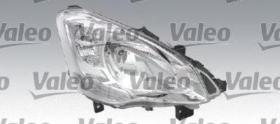 Фара правая VALEO 043779 ціна, від 133.46 USD