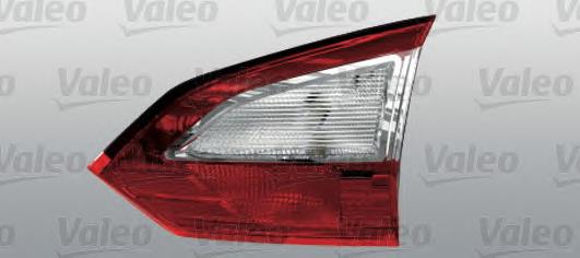 2006162 Ford Ліхтар задній правий, внутрішній