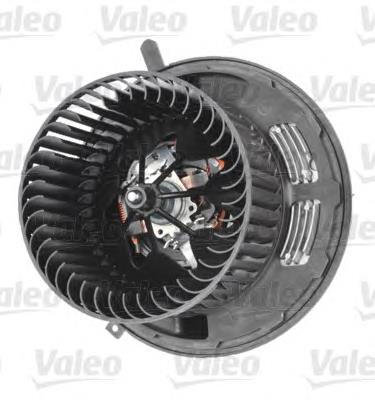 Моторчик пічки VALEO 715051