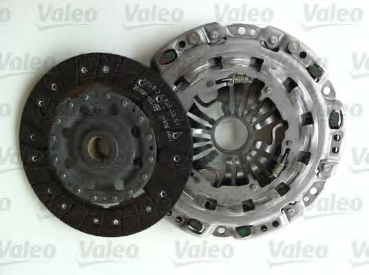 Купити 826943 VALEO Комплект зчеплення (диск, корзина, підшипник)