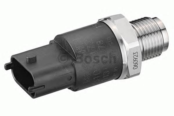 0281002472 Bosch датчик тиску палива