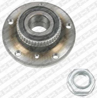 Передня маточина R15022 SNR