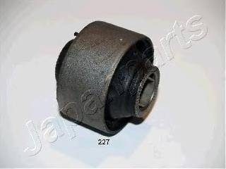 С/блок нижнього важеля Japan Parts RU227