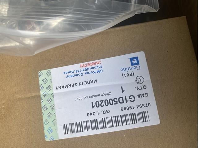 Циліндр зчеплення, головний G1D500201 GM