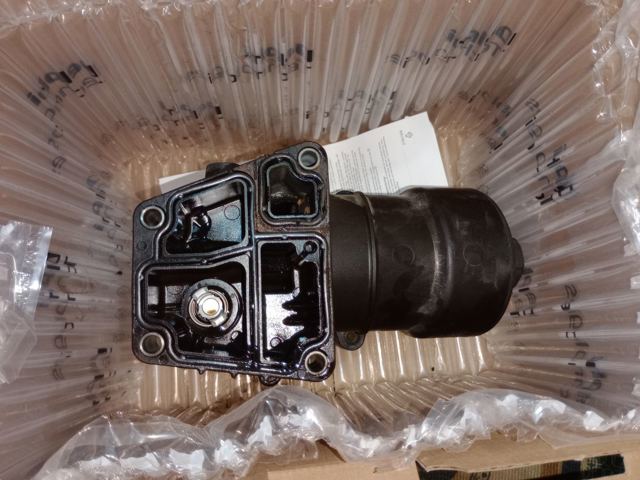 Корпус маслофільтра 03L115389C VAG