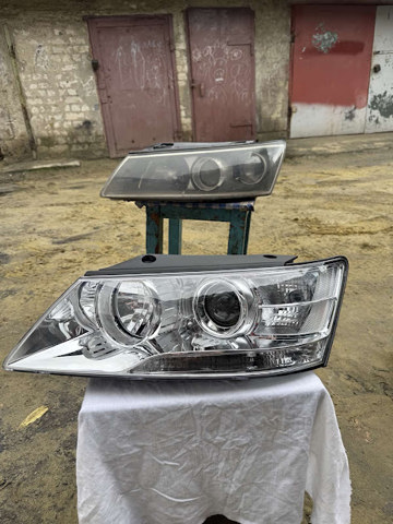 Блок фара ліва 4027090E POLCAR