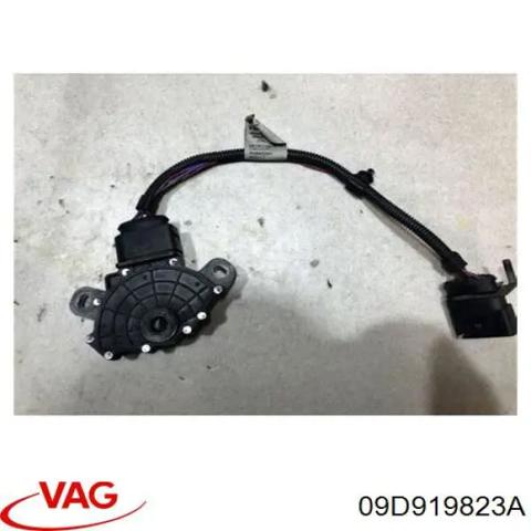 Датчик положення селектора АКПП 09D919823A VAG