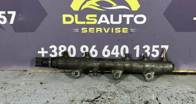 Рампа форсунок системи упорскування палива 1449265 FORD