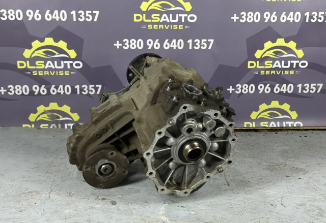 Коробка роздавальна 1524431 FORD