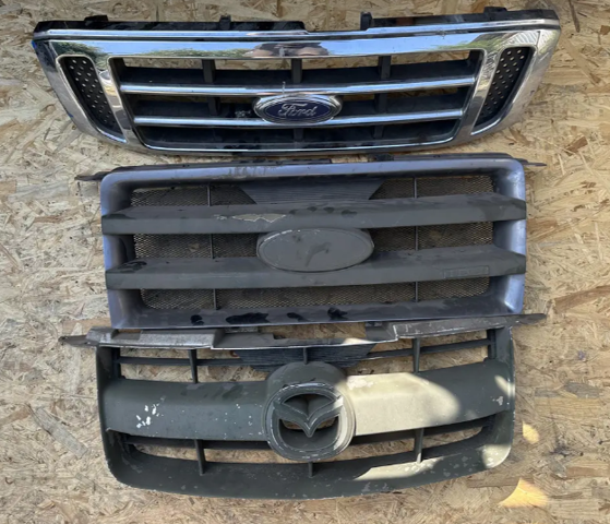 Облицювання радіатора 4444762 FORD