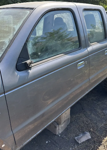 Пасажирські передні двері 4529399 FORD