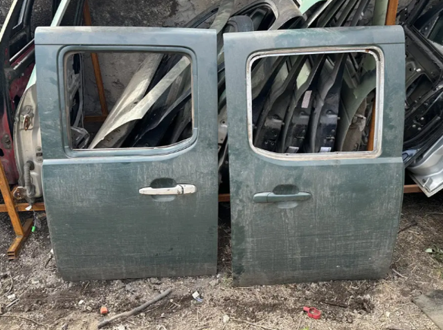 Двері задні 4986228 FORD