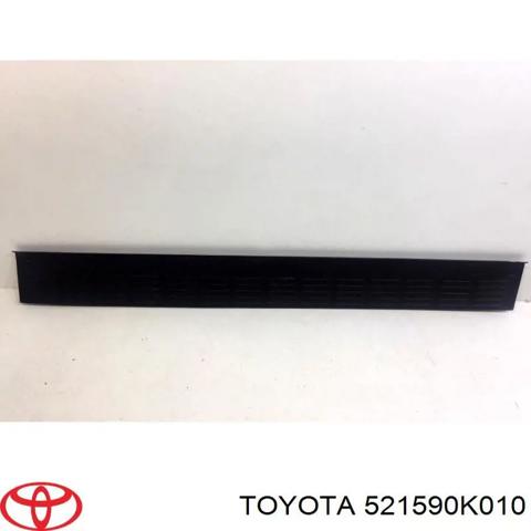 Молдинг бампера заднього, центральний 521590K010 TOYOTA