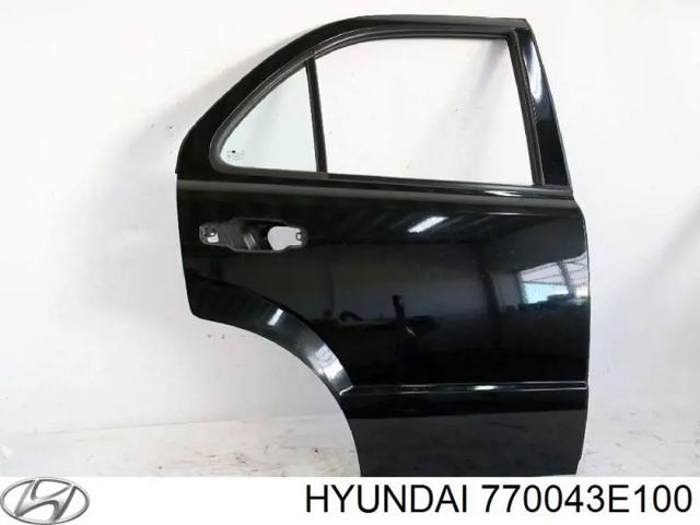 Двері задні, праві 770043E100 HYUNDAI