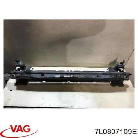 Балка бампера переднього 7L0807109E VAG