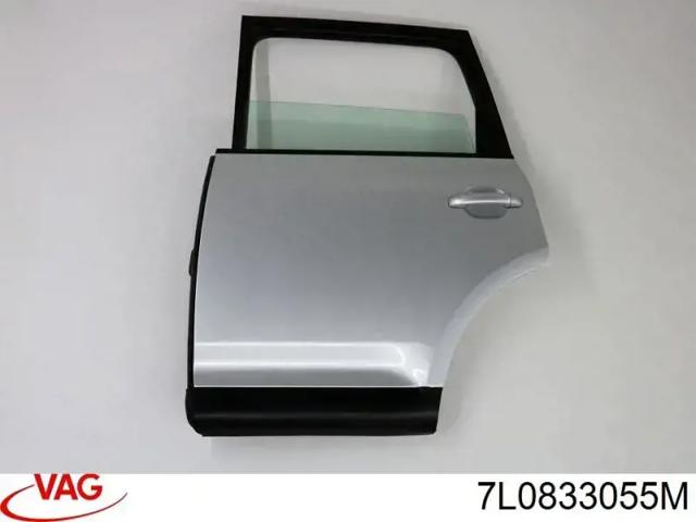 Двері пасажирськи задні ліві 7L0833055M VAG