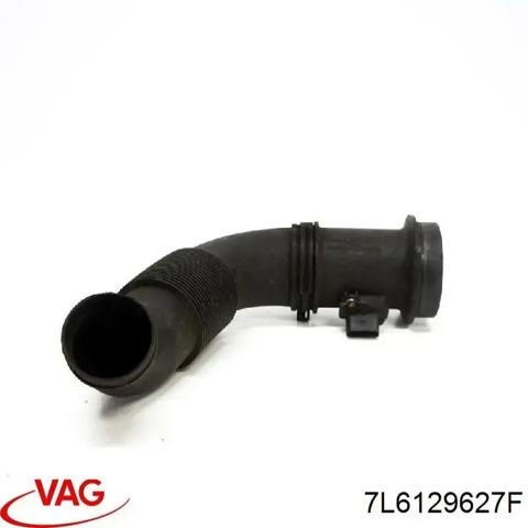 Патрубок повітряний, вихід повітряного фільтра 7L6129627F VAG