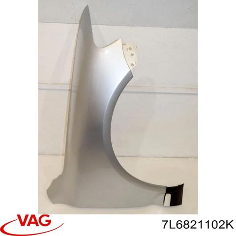 Переднє праве крило 7L6821102K VAG