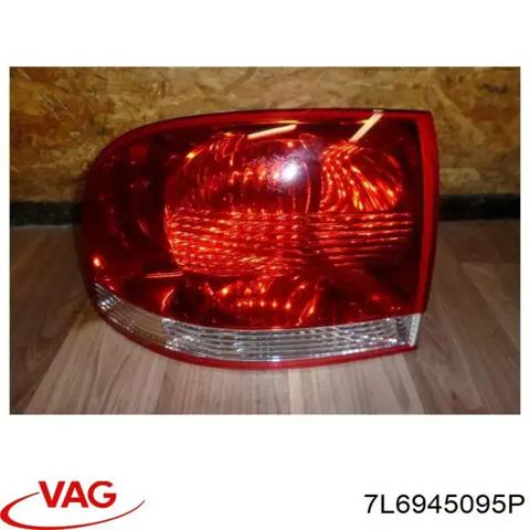 Ліхтар задній лівий, зовнішній 7L6945095P VAG