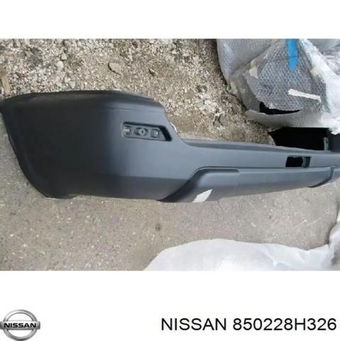 Бампер задній 850228H326 NISSAN