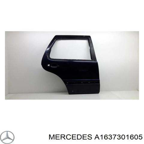 Двері задні, праві A1637301605 MERCEDES
