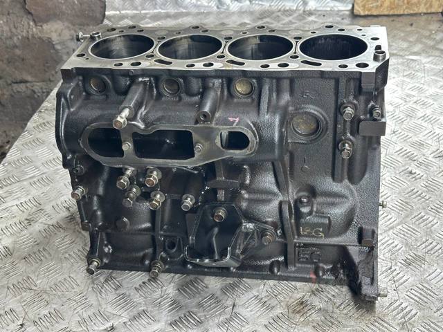 Блок циліндрів двигуна MD375997 MITSUBISHI