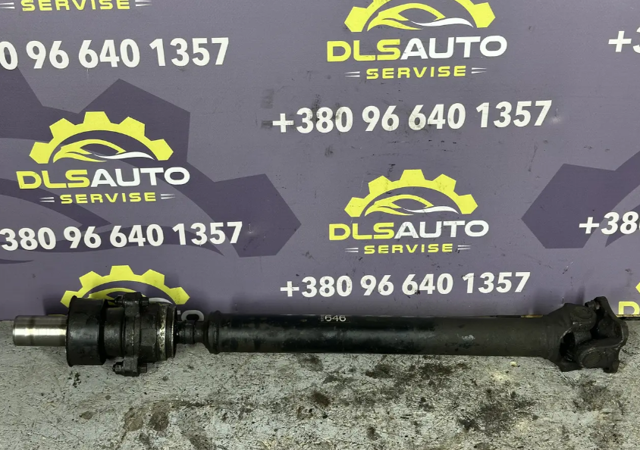 Вал карданний, передній MR580626 MITSUBISHI