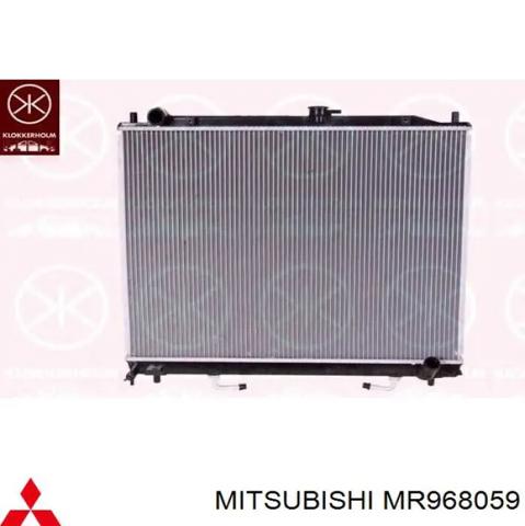 Радіатор охолодження двигуна MR968059 MITSUBISHI