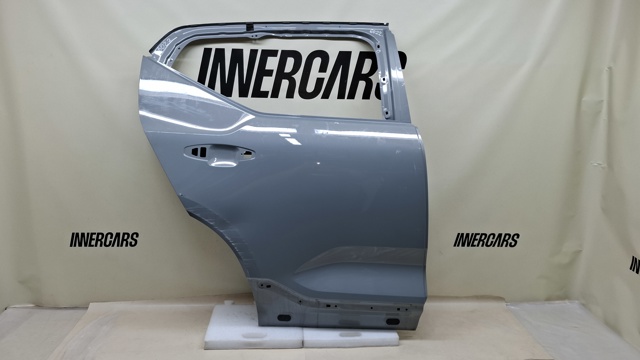Двері задні, праві 32133740 VOLVO