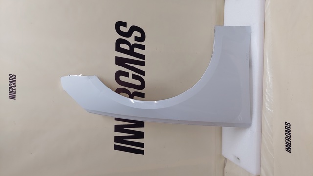 Переднє праве крило 8W0821106A VAG