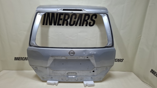 Задні двері багажника K010MJG4EA NISSAN