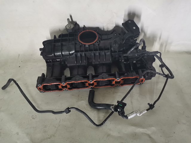 Колектор впускний 06L133201ES VAG