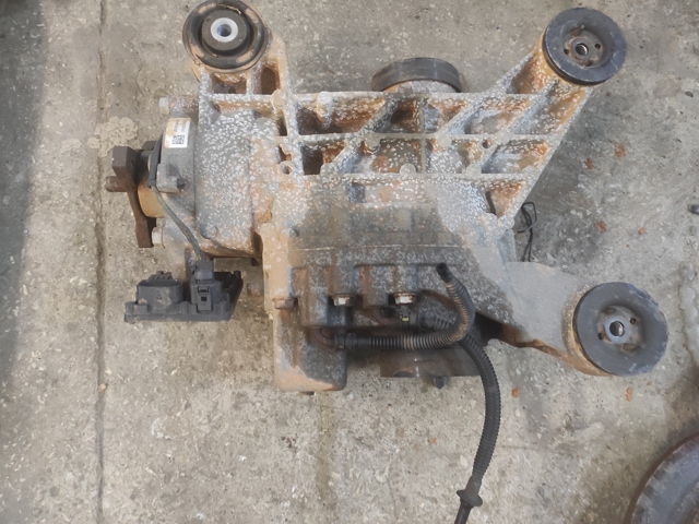 Редуктор середнього моста (головна передача) Audi Q3