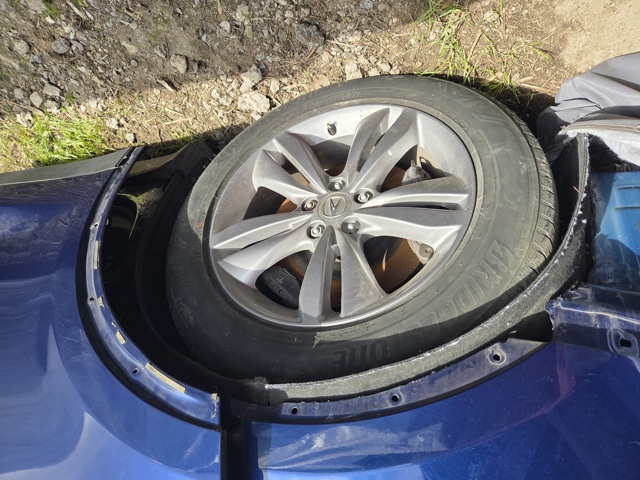 Підкрилок задній правий 103424800I TESLA
