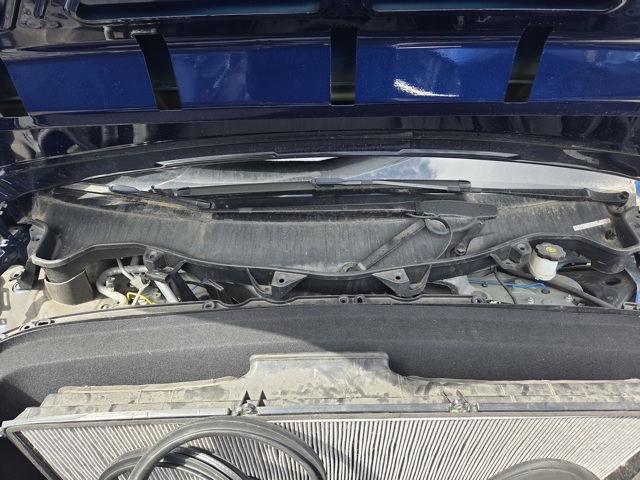 Водостік лобового скла, жабо 103624500E TESLA
