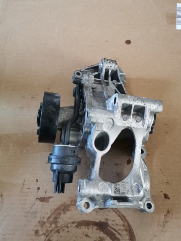 Помпа водяна, (насос) охолодження, в зборі з корпусом 11517644809 BMW