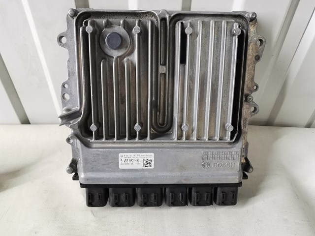 Модуль управління двигуном 12148744139 BMW