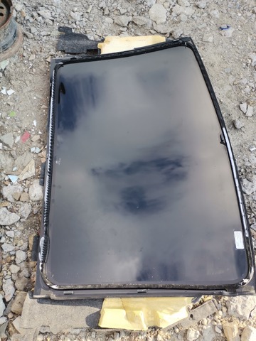 Скло люка даху 158789200A TESLA